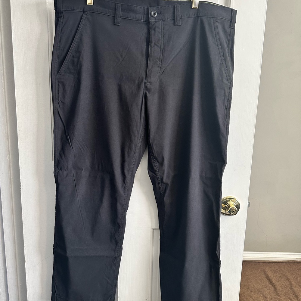 Eddie Bauer Men's Black Chinos